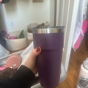 YETI Deep Purple Travel Mug